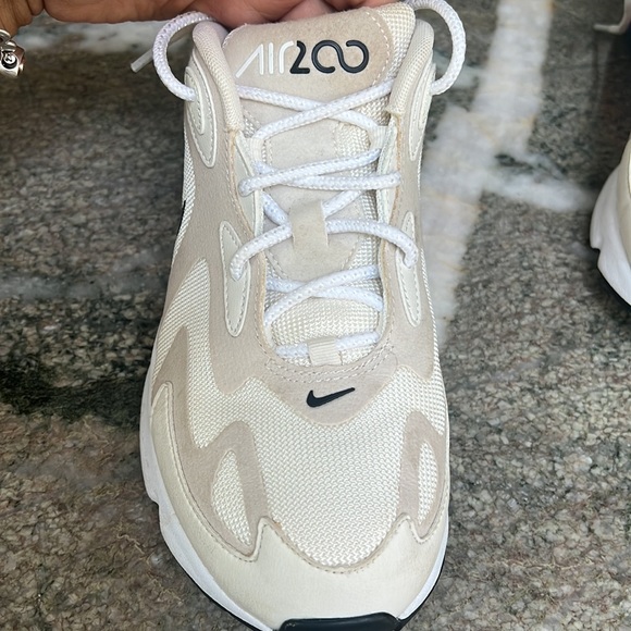 Nike Air Max 200 - Picture 7 of 10